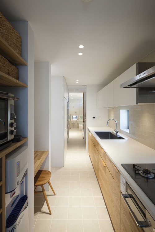 独立型のキッチン　＠祐天寺の家　その12