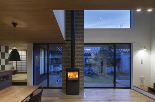 薪ストーブに視線が向かう空間づくり　＠縁の繋がる家　その5