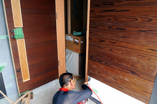 三島の二世帯住宅　玄関周り